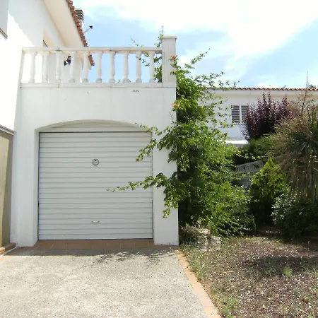 בית נופש Casas La Vinya Ii